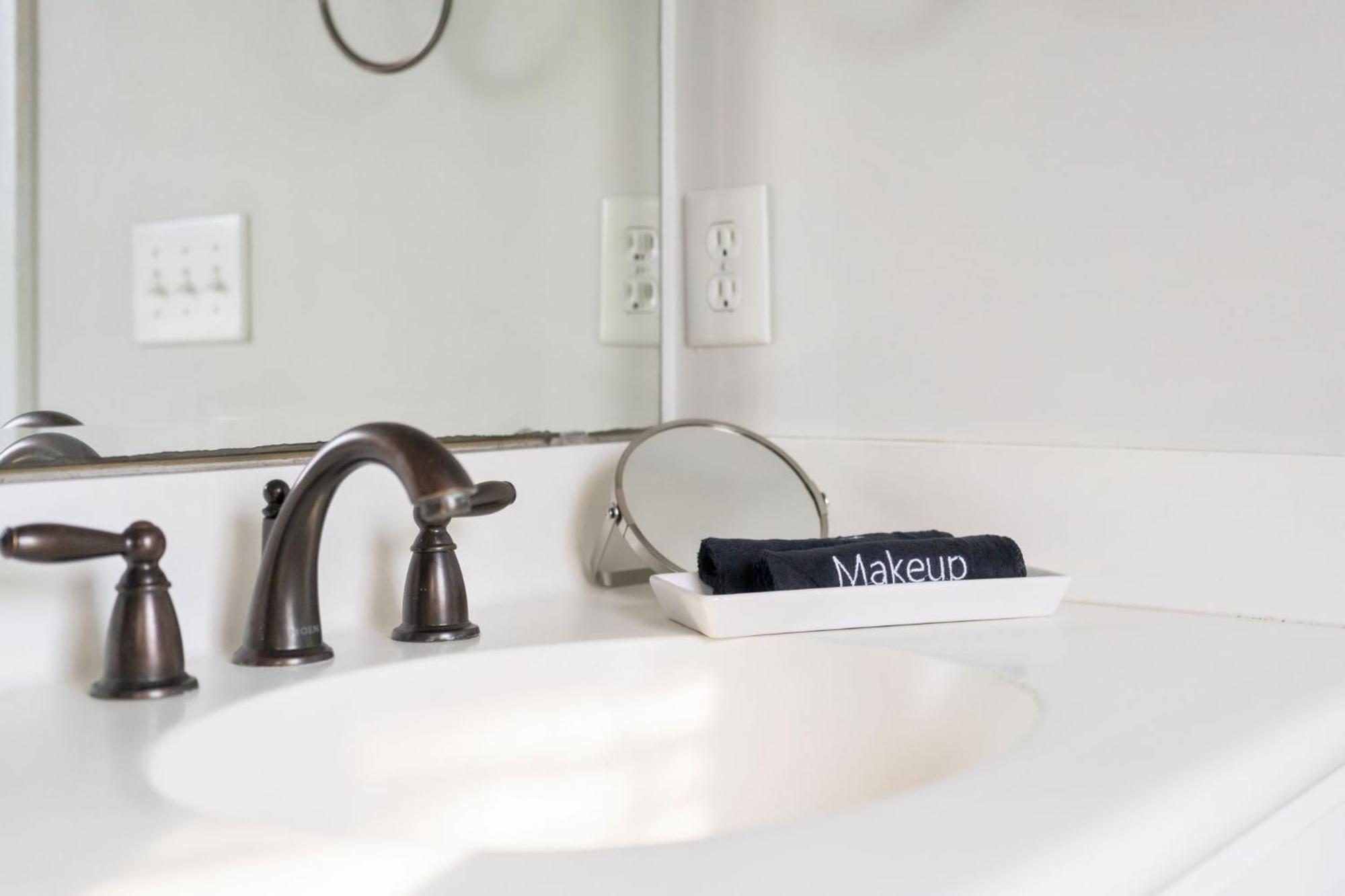 Downtown Wilmington Home ~ Pet Friendly Eksteriør bilde